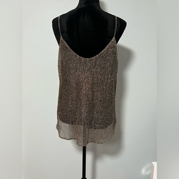 PAPER CRANE Textured Sleeveless Top - L - Picture 3 of 3